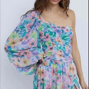 For love and lemons. Blaire one shoulder maxi dress. XS